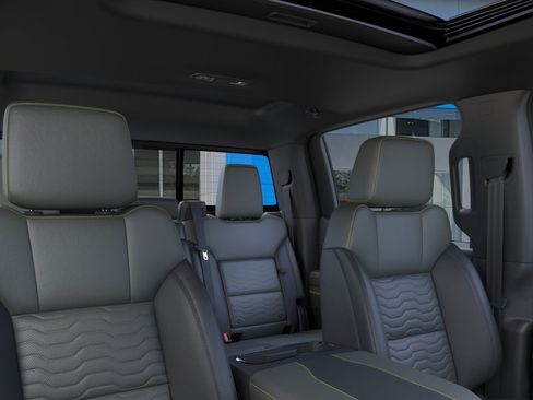 New 2026 Chevrolet Silverado 1500 ZR2 w/ LPO, Dark Essentials Package AWD/4WD image 24