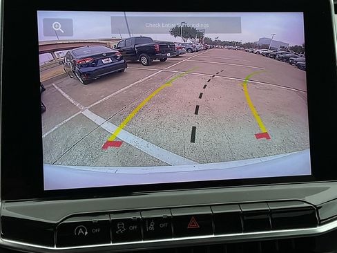 Used 2023 Jeep Compass Latitude image 28