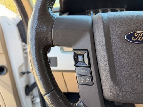 Used 2014 Ford F150 Lariat w/ Equipment Group 502A Luxury image 9