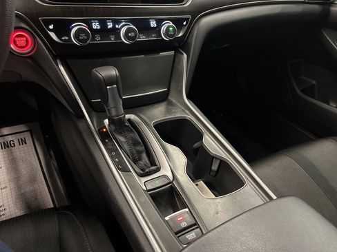 Used 2018 Honda Accord EX image 25