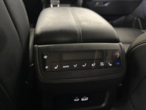 Used 2024 Nissan Pathfinder SL w/ SL Premium Package FWD image 28