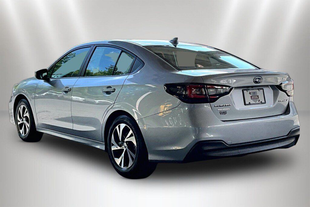 Certified 2025 Subaru Legacy Premium AWD/4WD image 4