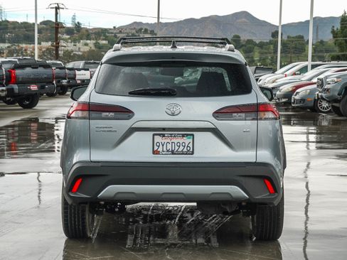Used 2026 Toyota Corolla Cross LE w/ Moonroof Package FWD image 6