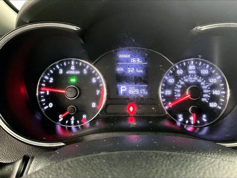 Used 2016 Kia Forte LX image 13