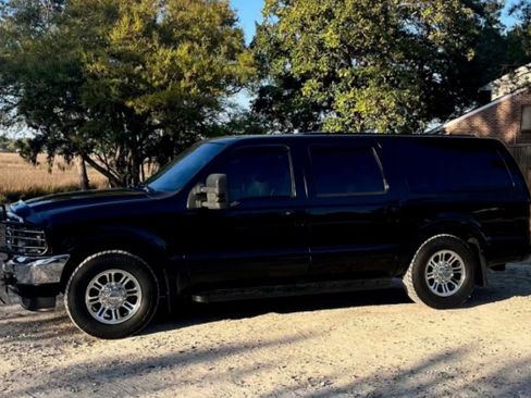 Used 2001 Ford Excursion Limited RWD image 3