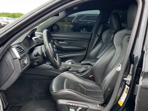 Used 2018 BMW M3 RWD image 20