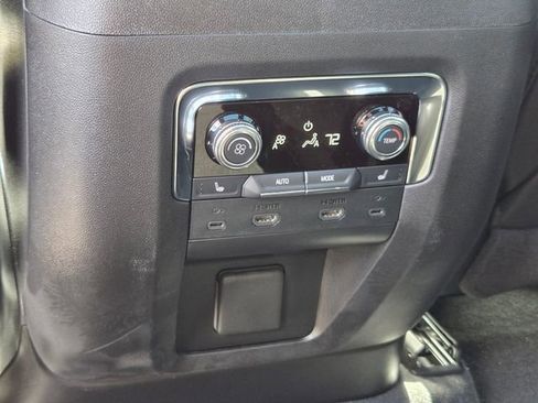 New 2026 GMC Yukon Elevation w/ Elevation Premium Package RWD image 11