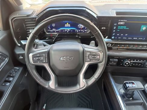 Used 2024 Chevrolet Silverado 1500 LT Trail Boss w/ LT Trail Boss Premium Package AWD/4WD image 20