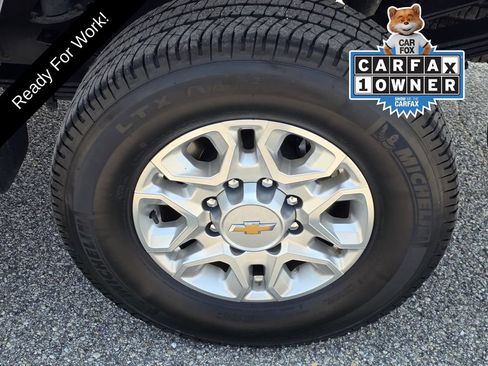 Used 2025 Chevrolet Silverado 3500 LT w/ Safety Package AWD/4WD image 46