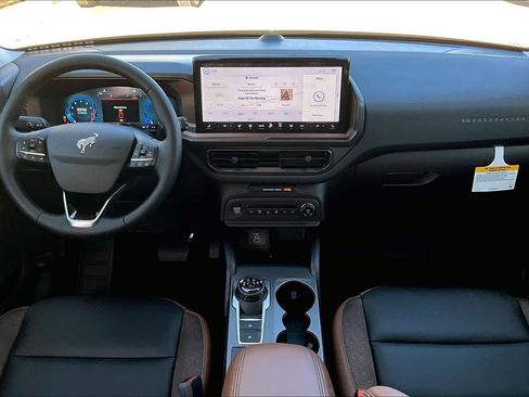 New 2025 Ford Bronco Sport Outer Banks image 5