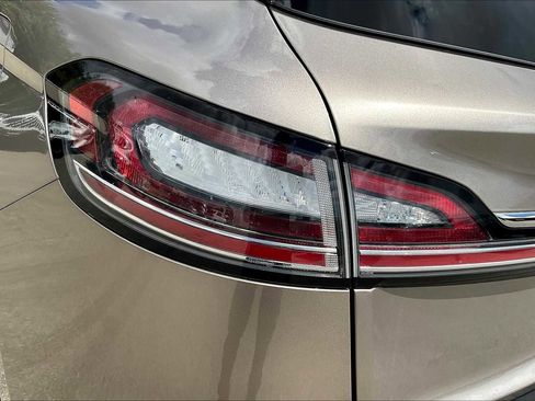 Used 2019 Lincoln Nautilus Reserve image 26