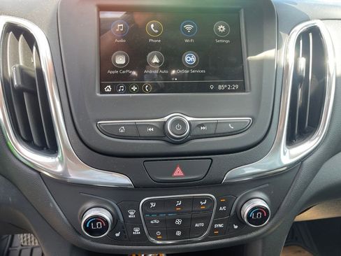 Used 2019 Chevrolet Equinox LT AWD/4WD image 16