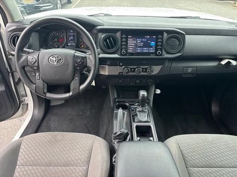 Used 2023 Toyota Tacoma SR RWD image 4