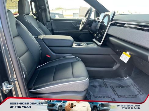 New 2026 GMC Sierra EV Elevation image 20