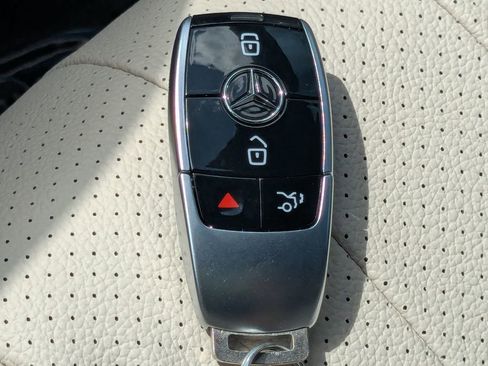 Certified 2022 Mercedes-Benz E 350 Sedan image 25