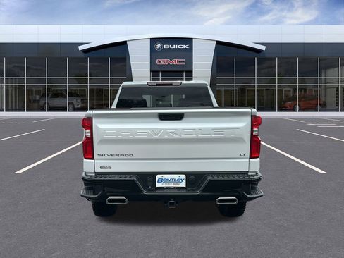 Certified 2022 Chevrolet Silverado 1500 LT Trail Boss image 4