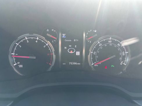 Used 2020 Toyota 4Runner Limited RWD image 15