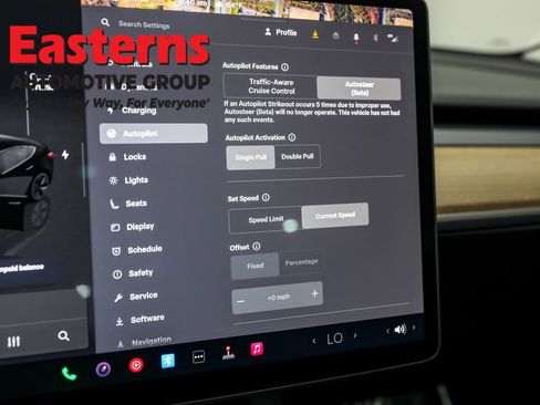 Used 2023 Tesla Model 3 Standard Range image 17