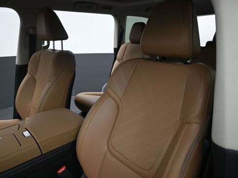 New 2026 INFINITI QX80 Luxe w/ Cargo Package image 14