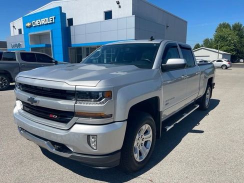 Used 2017 Chevrolet Silverado 1500 LT w/ True North Edition AWD/4WD image 2