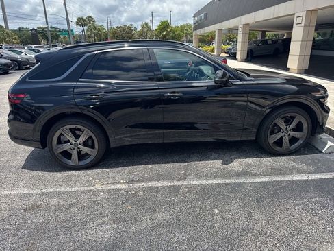 Used 2025 Genesis GV70 2.5T w/ Sport Prestige Package AWD/4WD image 6