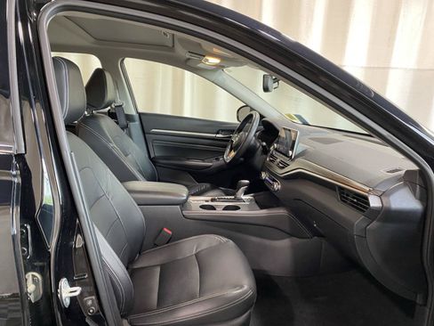 Used 2019 Nissan Altima 2.5 SL AWD/4WD image 11
