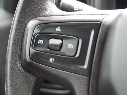 Used 2020 Chevrolet Silverado 1500 Custom w/ Custom Value Package AWD/4WD image 31