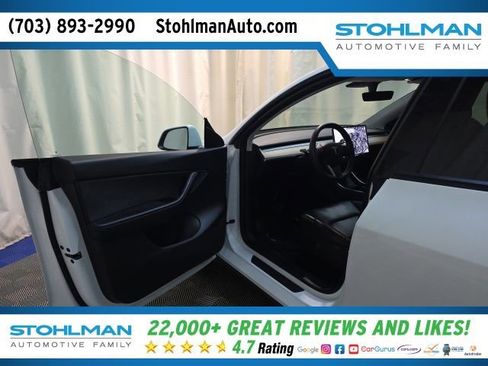 Used 2021 Tesla Model Y Long Range AWD/4WD image 11