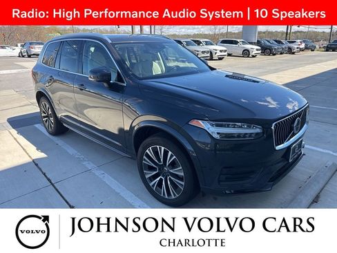 Used 2021 Volvo XC90 T5 Momentum w/ Protection Package Premier image 1