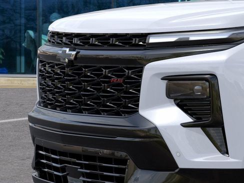 New 2026 Chevrolet Traverse RS w/ LPO, Floor Liner Package image 13