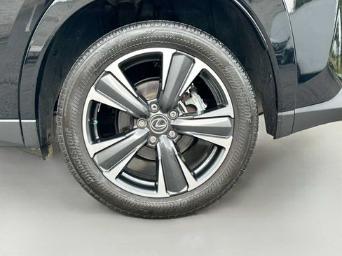 Used 2023 Lexus UX 250h FWD w/ Accessory Package (Z2) image 31