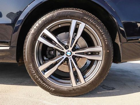 Used 2023 BMW X7 xDrive40i w/ Executive Package AWD/4WD image 13