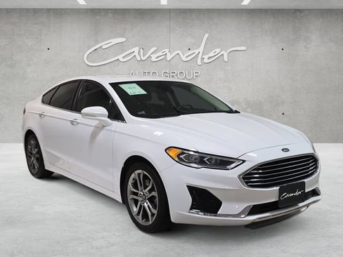 Used 2020 Ford Fusion SEL FWD image 2