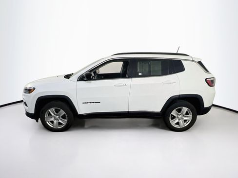 Used 2022 Jeep Compass Latitude w/ Convenience Group AWD/4WD image 8