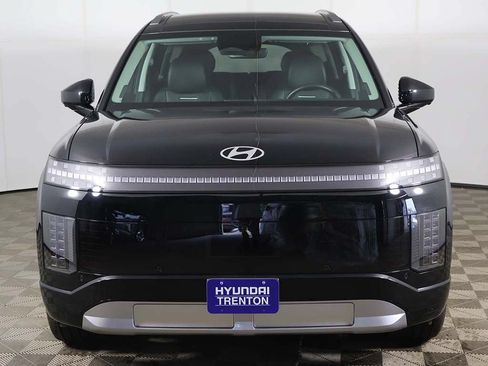Used 2026 Hyundai Ioniq 9 Limited AWD/4WD image 16
