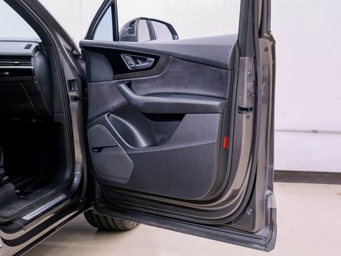 Used 2018 Audi Q7 3.0T Prestige w/ Prestige Package image 55