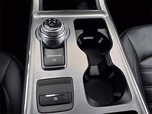 Used 2022 Ford Edge SEL w/ Convenience Package image 26