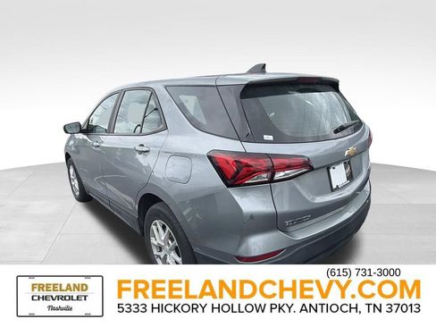Used 2023 Chevrolet Equinox LS FWD image 4