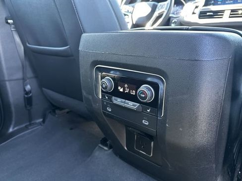 Used 2023 Chevrolet Tahoe LT w/ Luxury Package AWD/4WD image 39