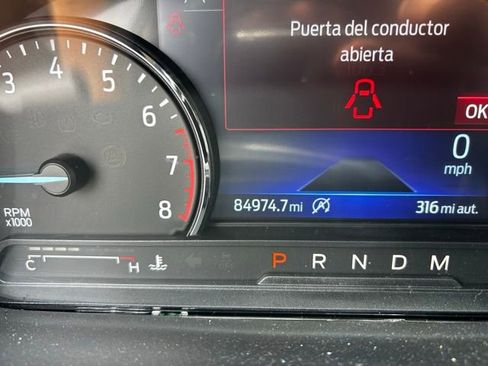 Used 2020 Ford Explorer XLT w/ Equipment Group 202A AWD/4WD image 12
