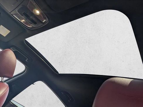 Used 2018 Kia Stinger GT1 RWD image 16