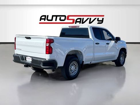 Used 2025 Chevrolet Silverado 1500 W/T w/ Trailering Package AWD/4WD image 7