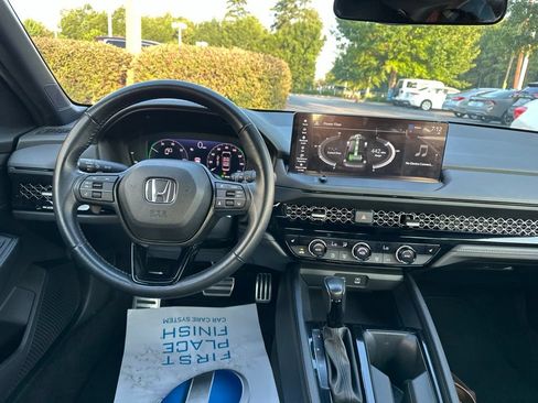 Certified 2023 Honda Accord Sport image 16