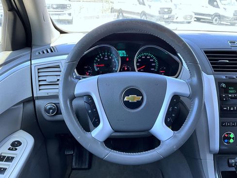 Used 2011 Chevrolet Traverse LT w/ Personal Connectivity Package image 12