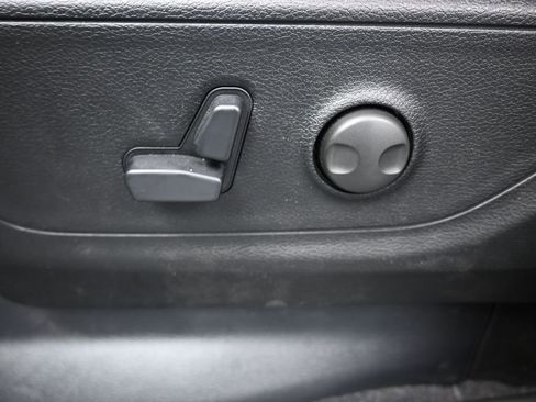 New 2026 RAM 1500 2WD Crew Cab image 33