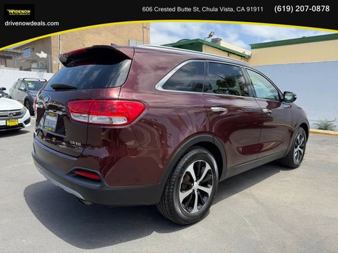 Used 2017 Kia Sorento EX FWD image 5