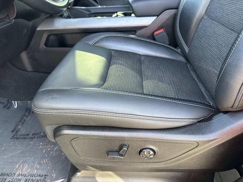 Used 2021 RAM 1500 Big Horn w/ Built-to-serve Edition image 28