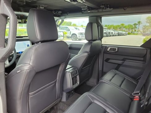 New 2026 Ford Bronco Outer Banks AWD/4WD image 12