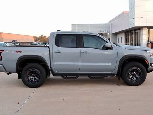 New 2026 Nissan Frontier PRO-4X w/ Tow Package image 5