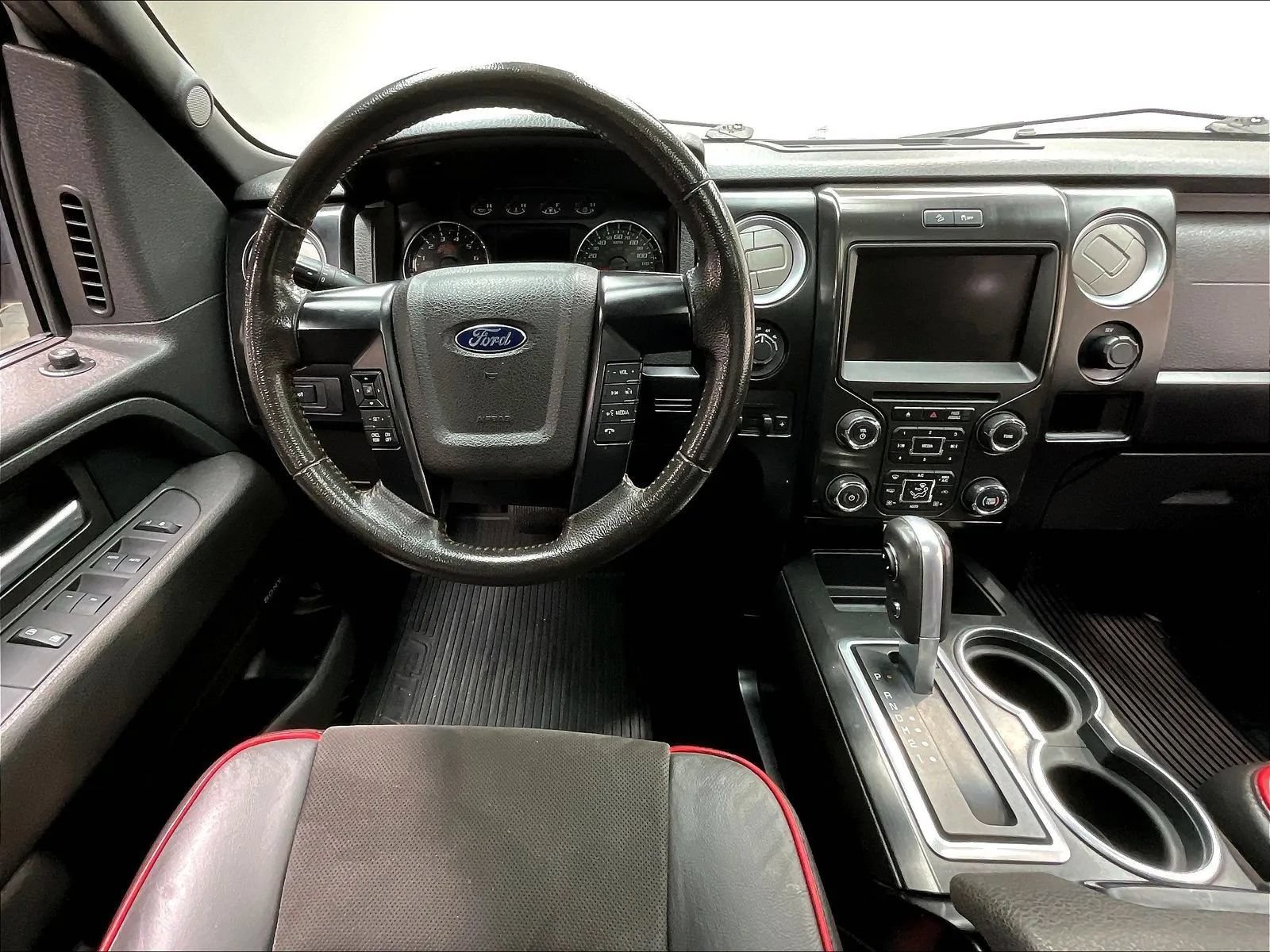 Used 2014 Ford F150 FX4 w/ Equipment Group 402A Luxury AWD/4WD image 19